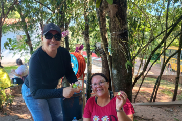 Foto - Caminhada até a Capela no bairro do Mirante com o Grupo de atividades motivacionais Rosa Rubra e Vida em Forma de Nova Columbia ! 