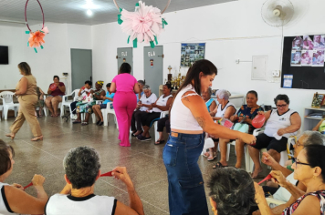 Foto - Comemoração do dia Internacional da mulher! Grupos de atividades motivacionais Rosa Rubra e Vida em forma. e tambem a Terceira Idade