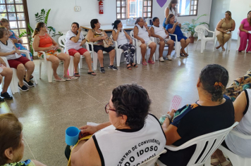 Foto - Comemoração do dia Internacional da mulher! Grupos de atividades motivacionais Rosa Rubra e Vida em forma. e tambem a Terceira Idade