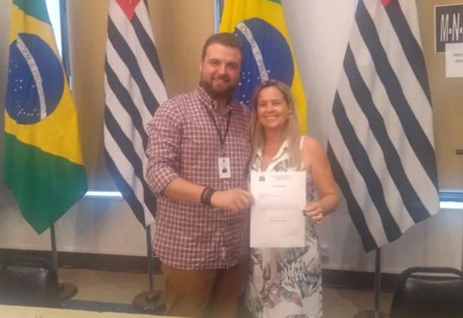 Prefeita Alesandra Marana Conquista mais um veículo coletivo para o transporte da educação.